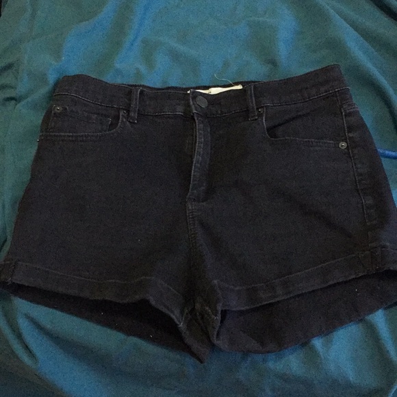 Black denim Garage shorts - Picture 1 of 2